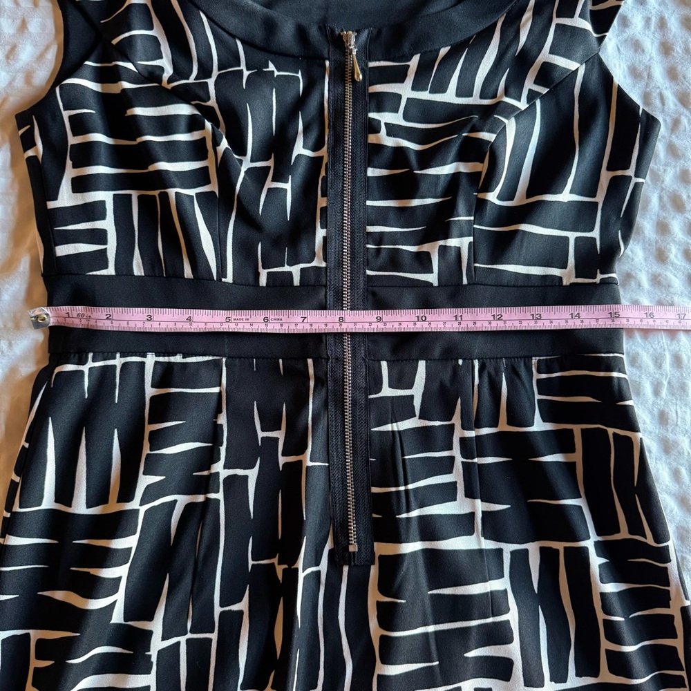 Maggy London Dress Size 8 - Picture 9 of 12